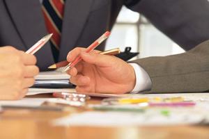 四角缶バッチ等のバッチを購入する